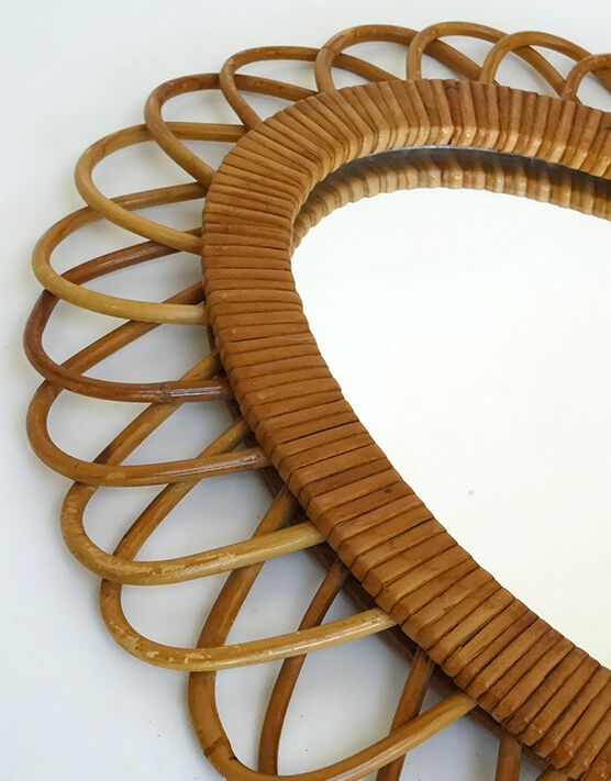 Rattan oval mirror