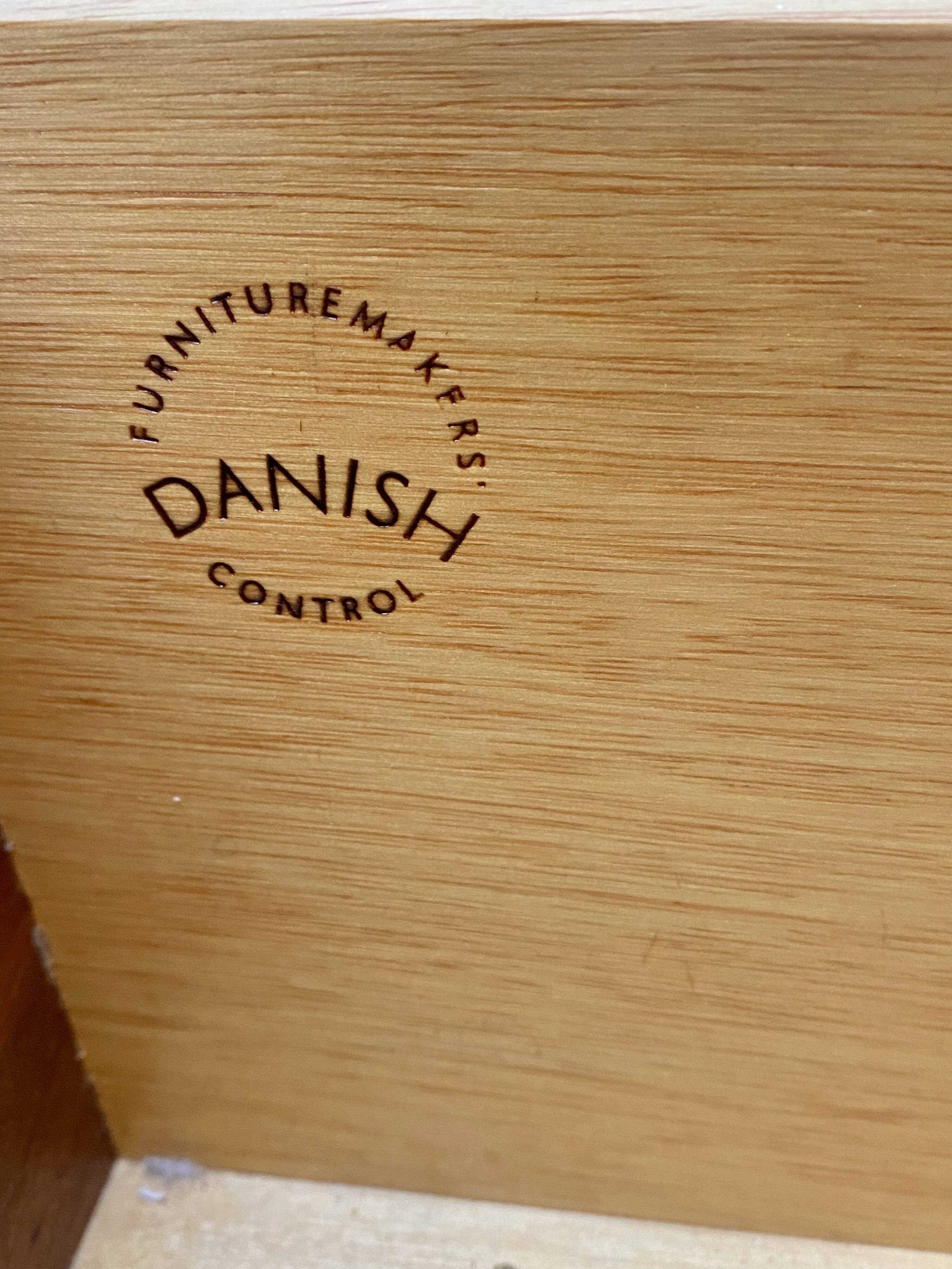 Danish secretary/desk model 37 by Arne Wahl Iversen for Vinde Møbe