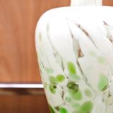 Vase en verre soufflé signé, 1980
