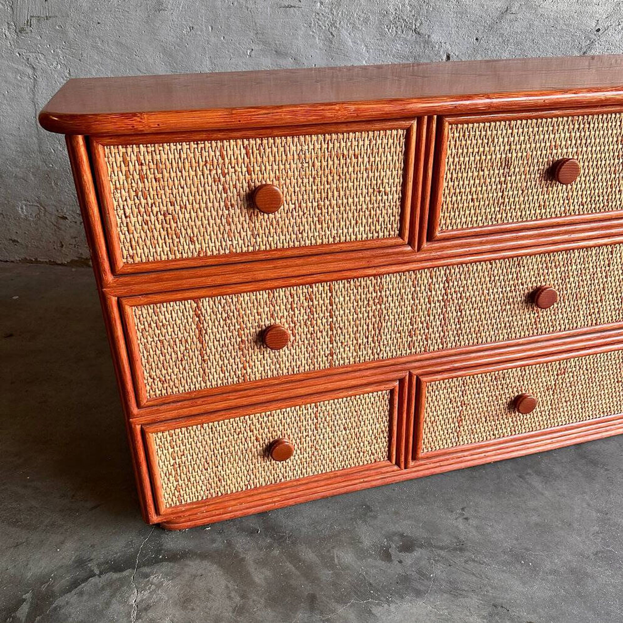 Commode vintage en rotin et bambou Maugrion pour Roche Bobois