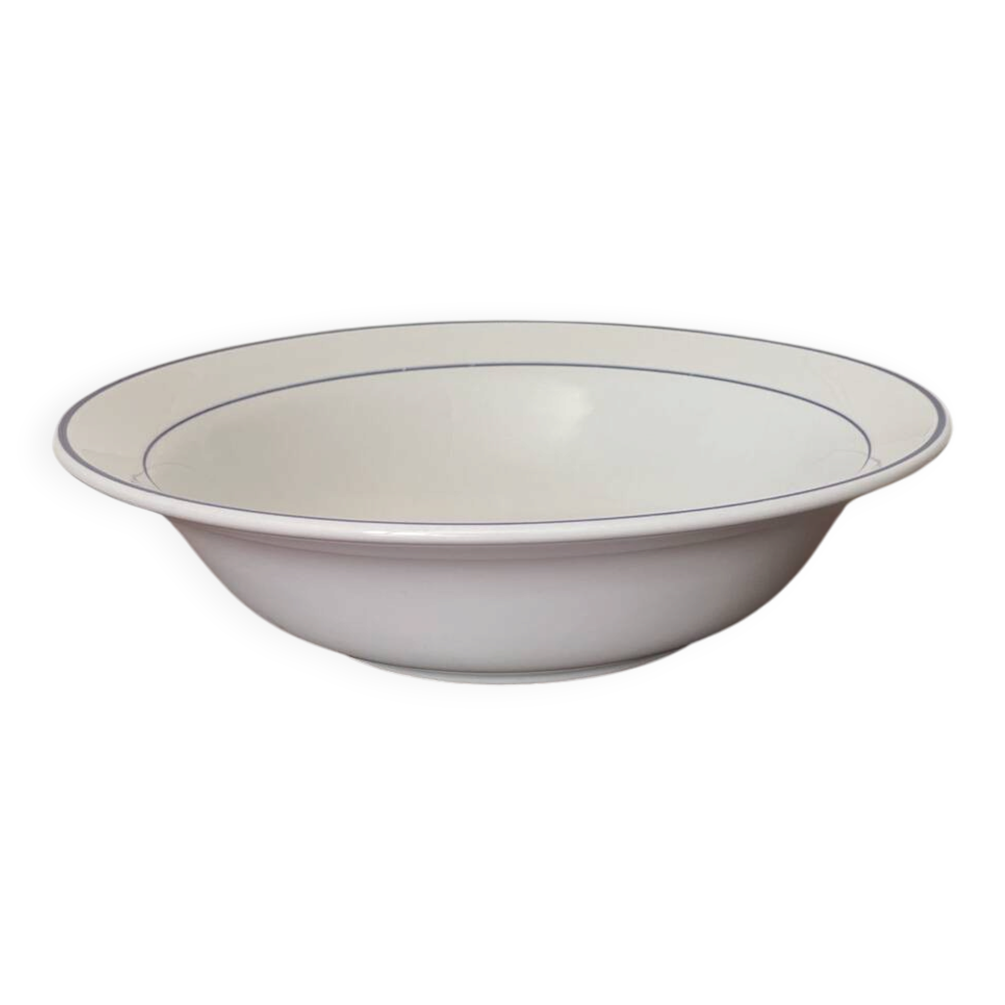 Set of 2 fine porcelain salad bowls from Italy.
