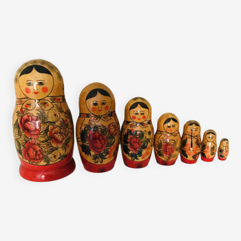 Traditional vintage Russian Matryoshka dolls series of 7