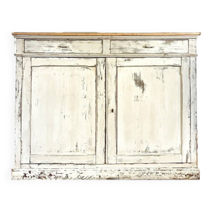 Buffet ancien patiné