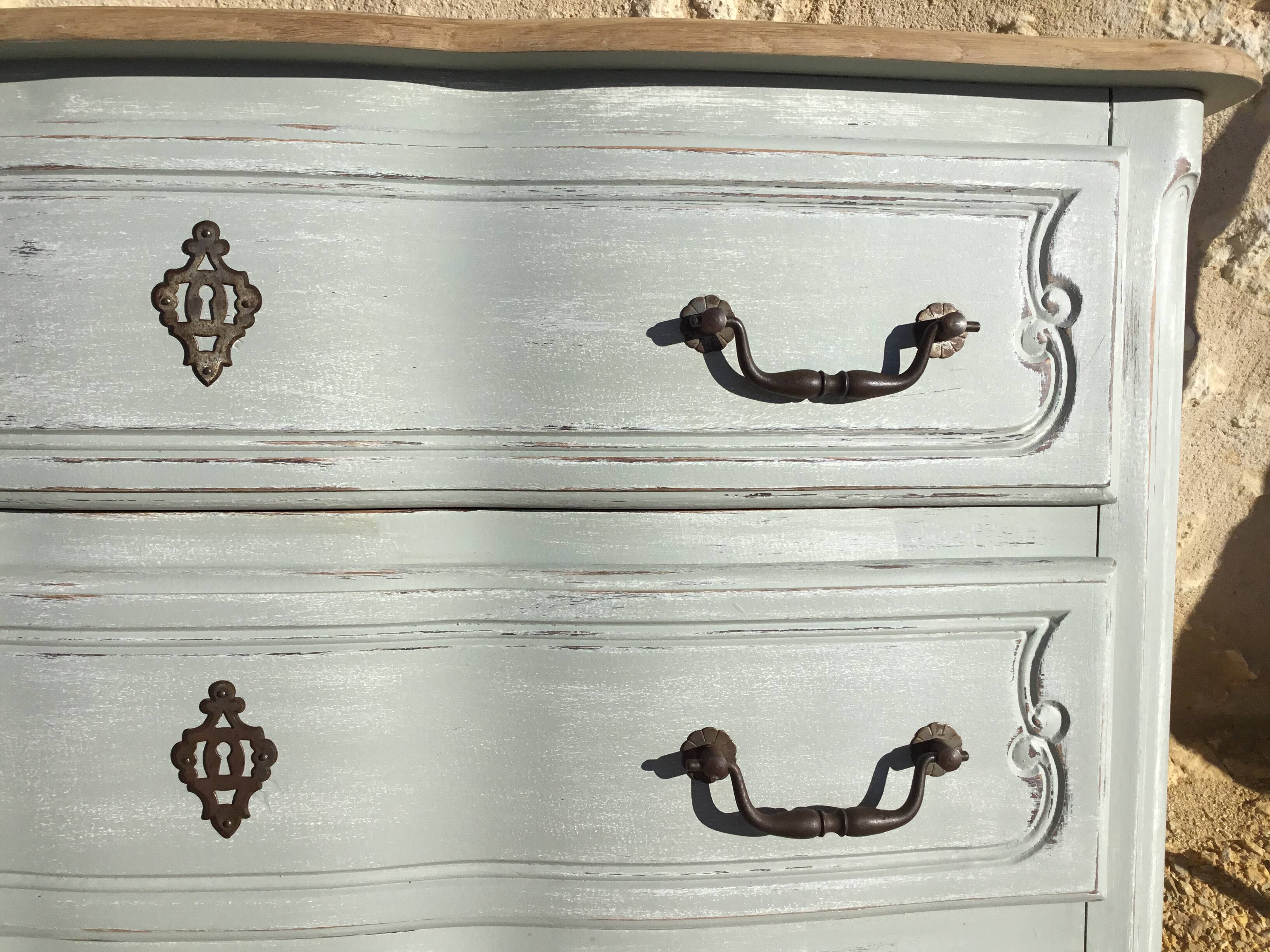 Louis XV style chest of drawers, patinated and waxed, natural wood top