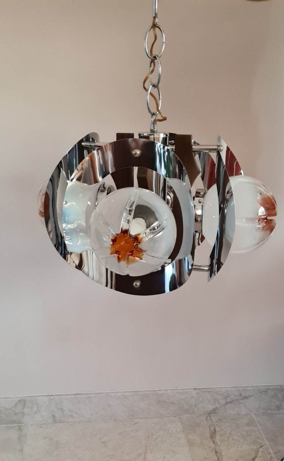 Avmazzega chandelier