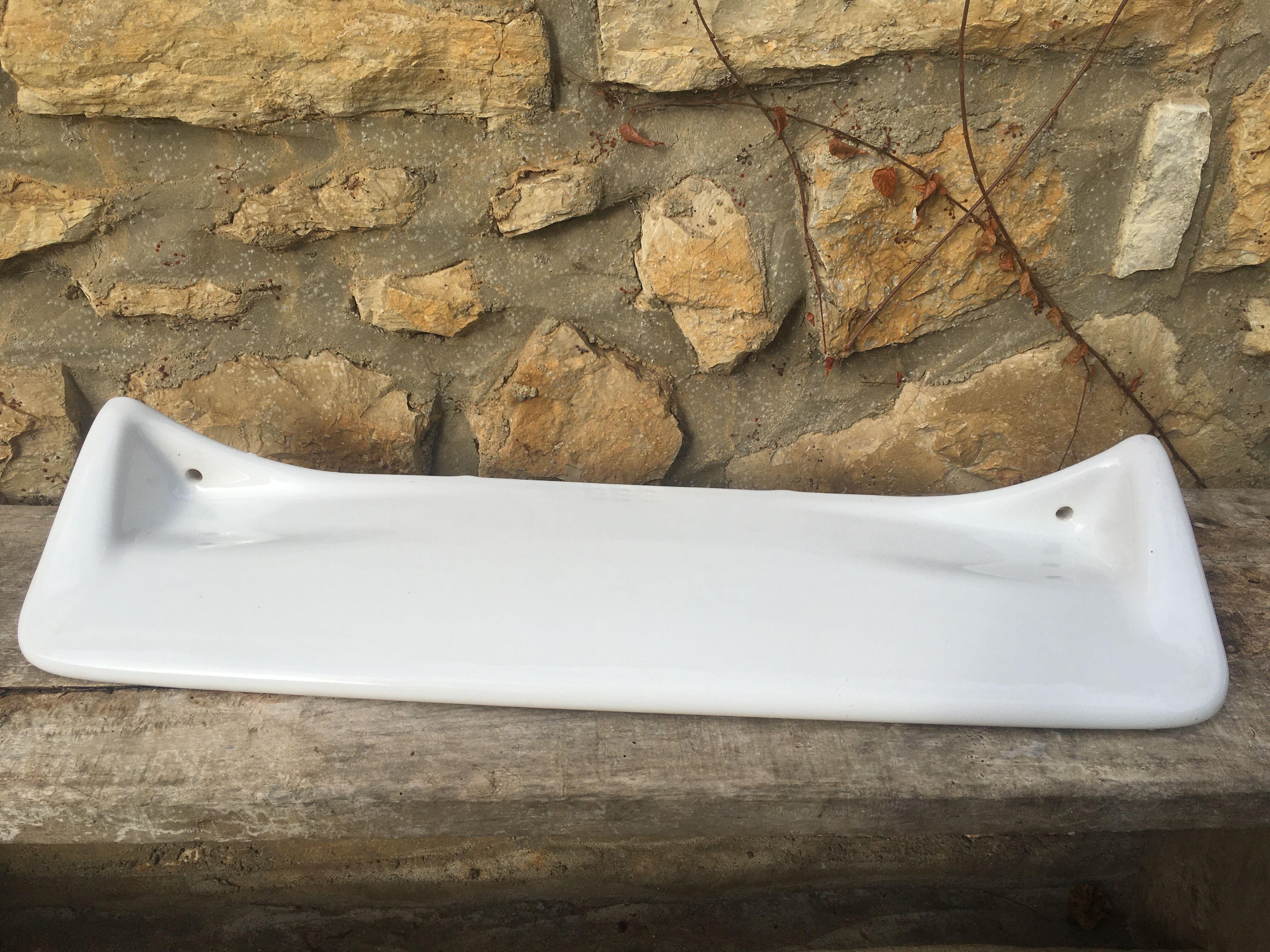 Bathroom porcelain tablet