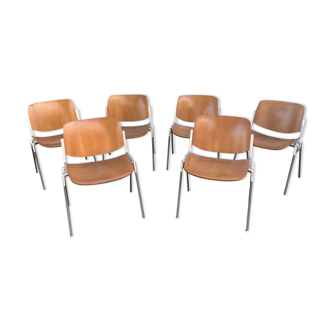 Chaises dsc 106 de Giancarlo pieretti éditées par Castelli des années 70