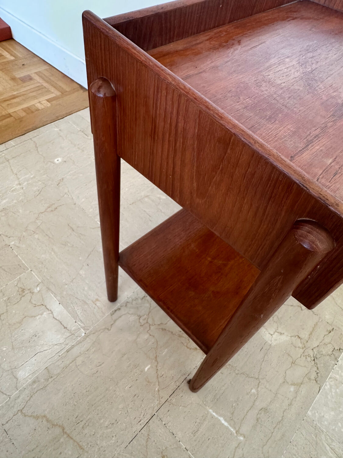 Danish bedside table in teak by Borge Mogensen