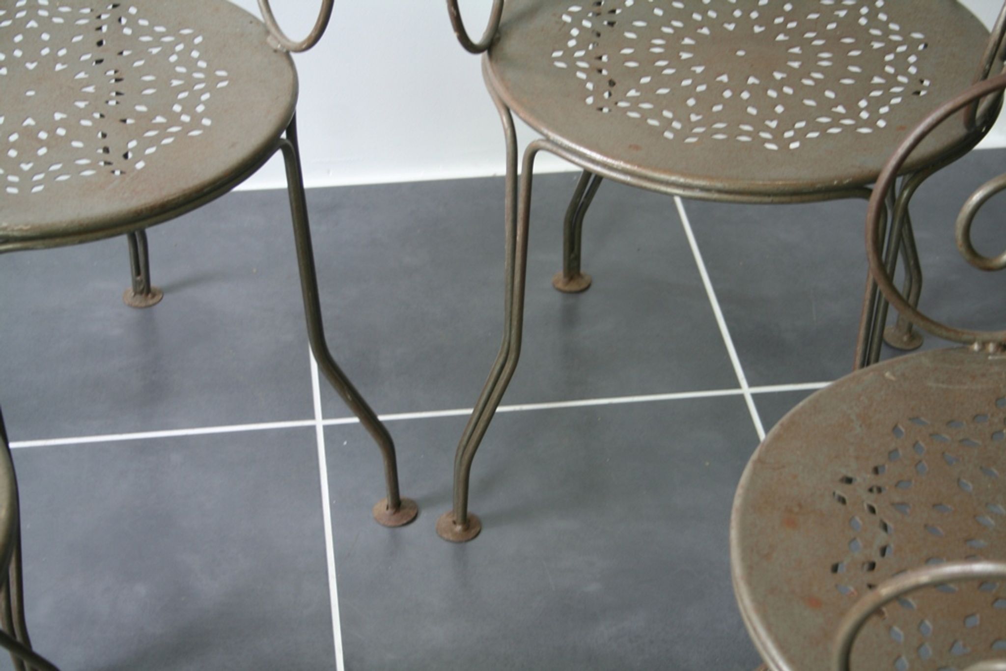 Series of 4 chairs of garden furniture wrought iron full years 60
