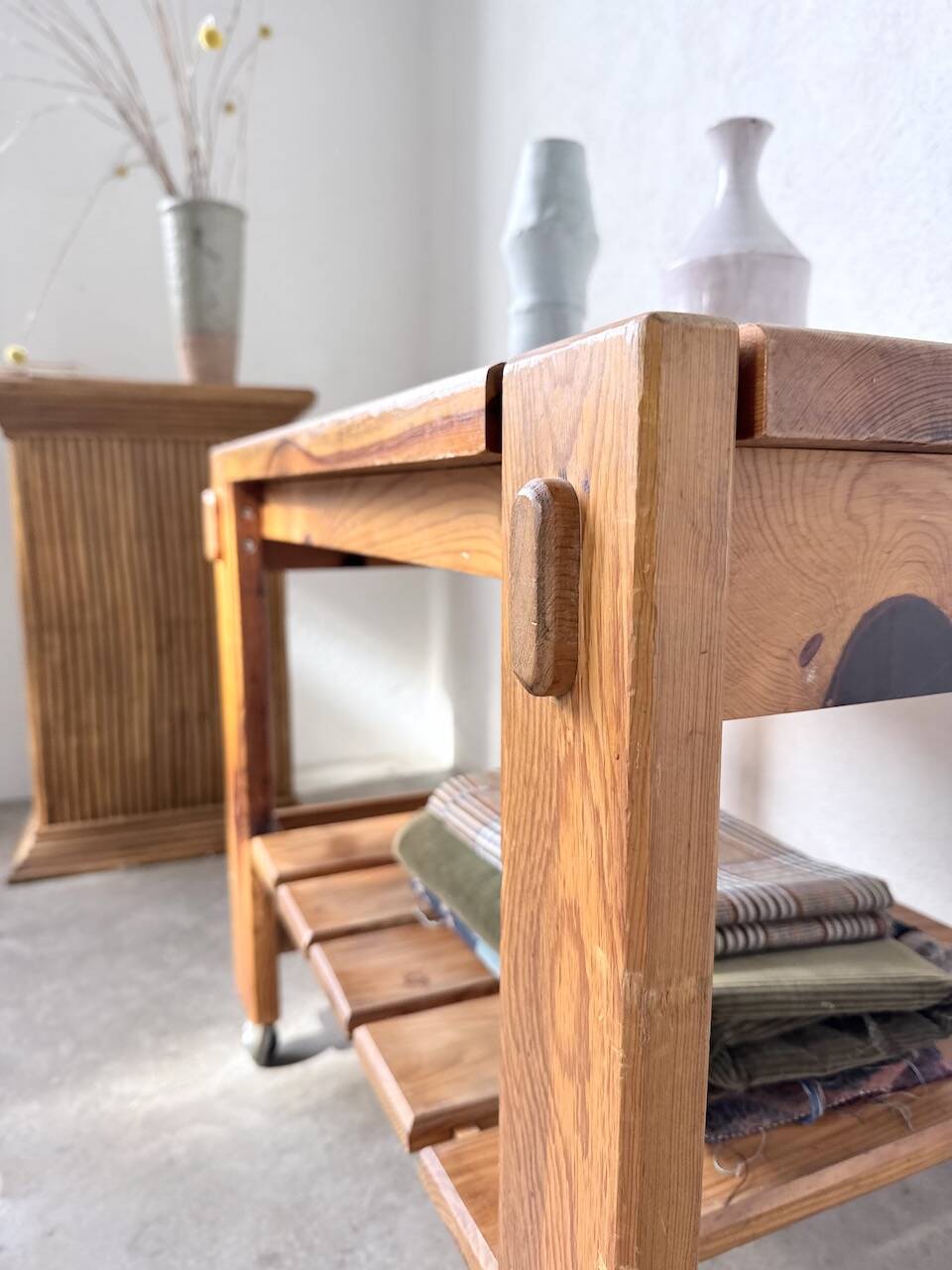 1980 pine wheeled console table