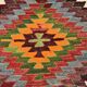 Tapis kilim géométrique multicolore – Explosion de motifs et de caractère