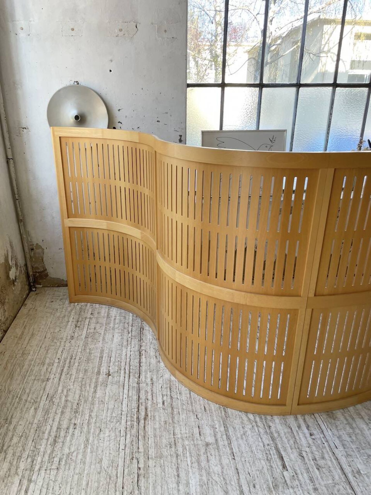 Large curved beech screen from the 80s