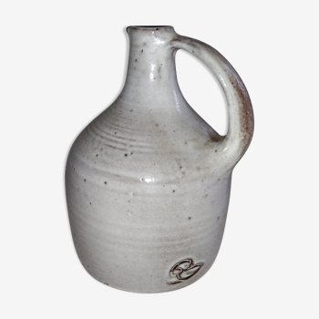 Sandstone pitcher by Puisaye Pierlot Ratilly