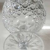 Large lead crystal candy dish/Drageoir. Tritschler Winterhalder. Dome shape, faceted patterns. Dim 30 x 15 cm