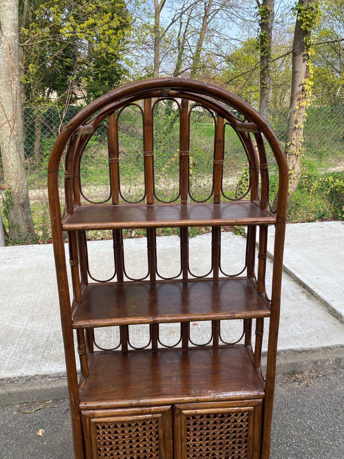 Étagère concave vintage large rotin et osier