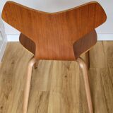 Chaise Arne Jacobsen Grand Prix en noyer Republic of fritz hansen