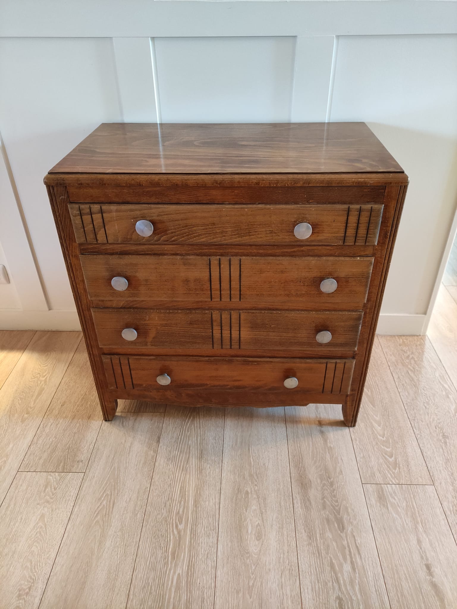 Vintage 40s chest of drawers