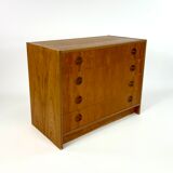 Vintage chest of drawers