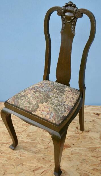 Chaise Queen Anne en chêne massif - début du XXe siècle