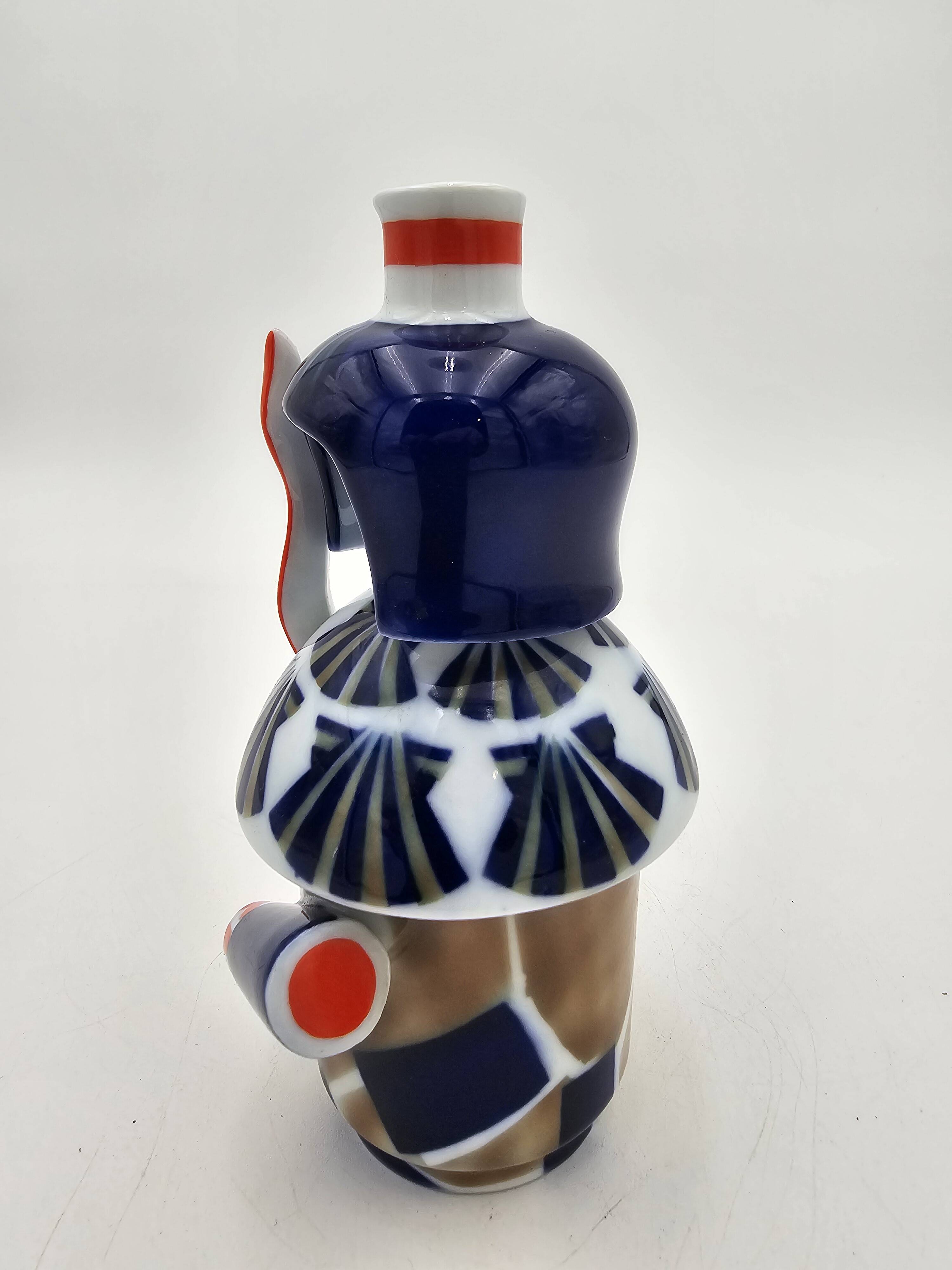 Sargadelos porcelain bottle "Celtic warrior"
