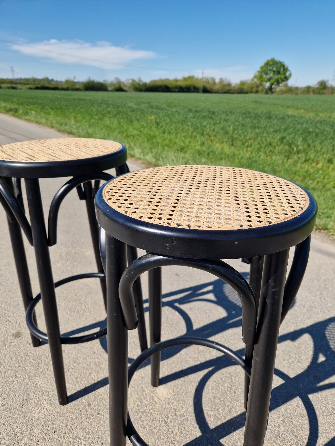 Set of 2 rattan bar stools