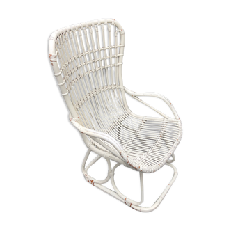 White wicker armchair
