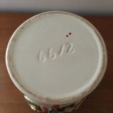 Vase en barbotine motifs floraux numeroté