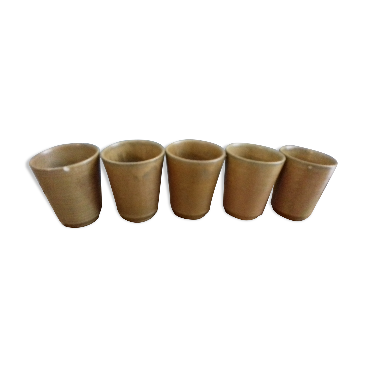 5 Digoin sandstone mugs