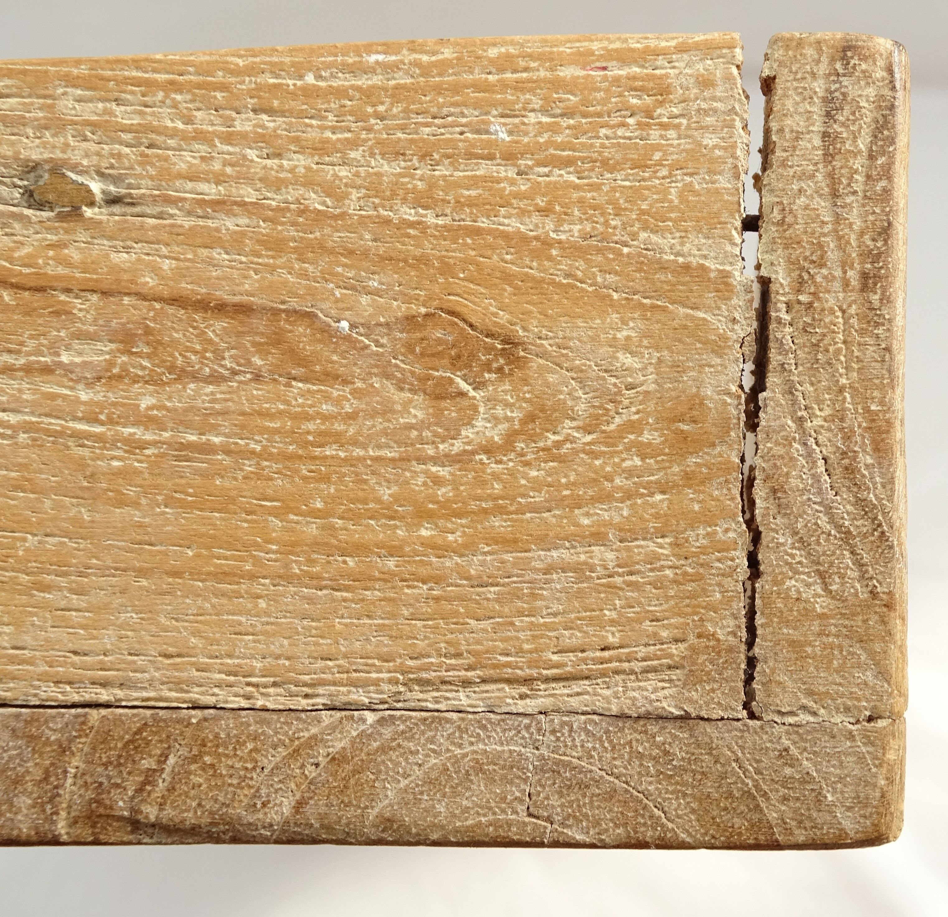 Solid wood bakery tray