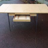 Table in formica