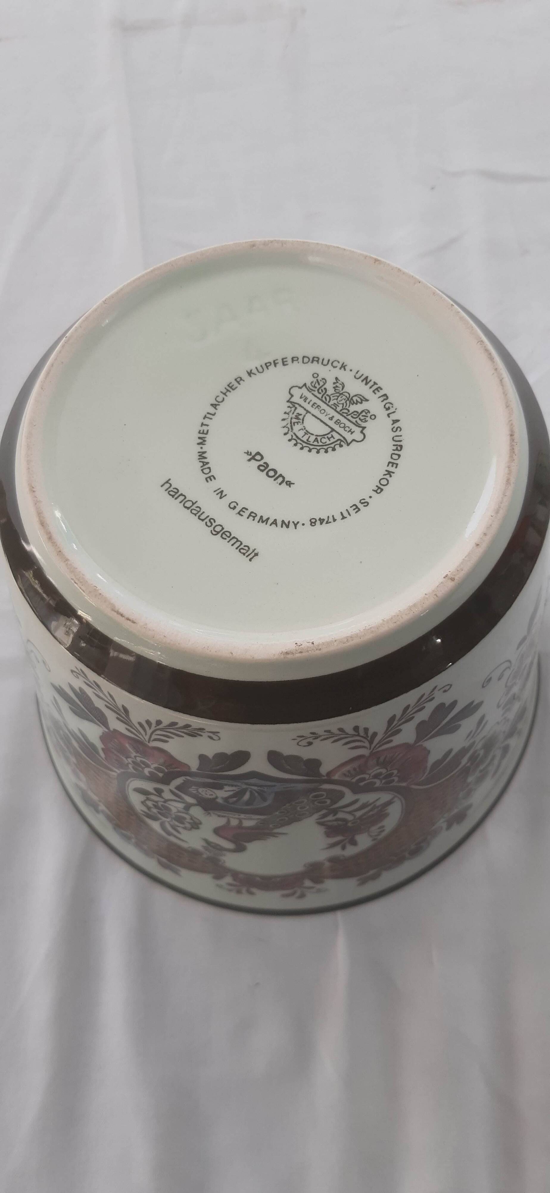 Villeroy Boch flowerpot peacock model