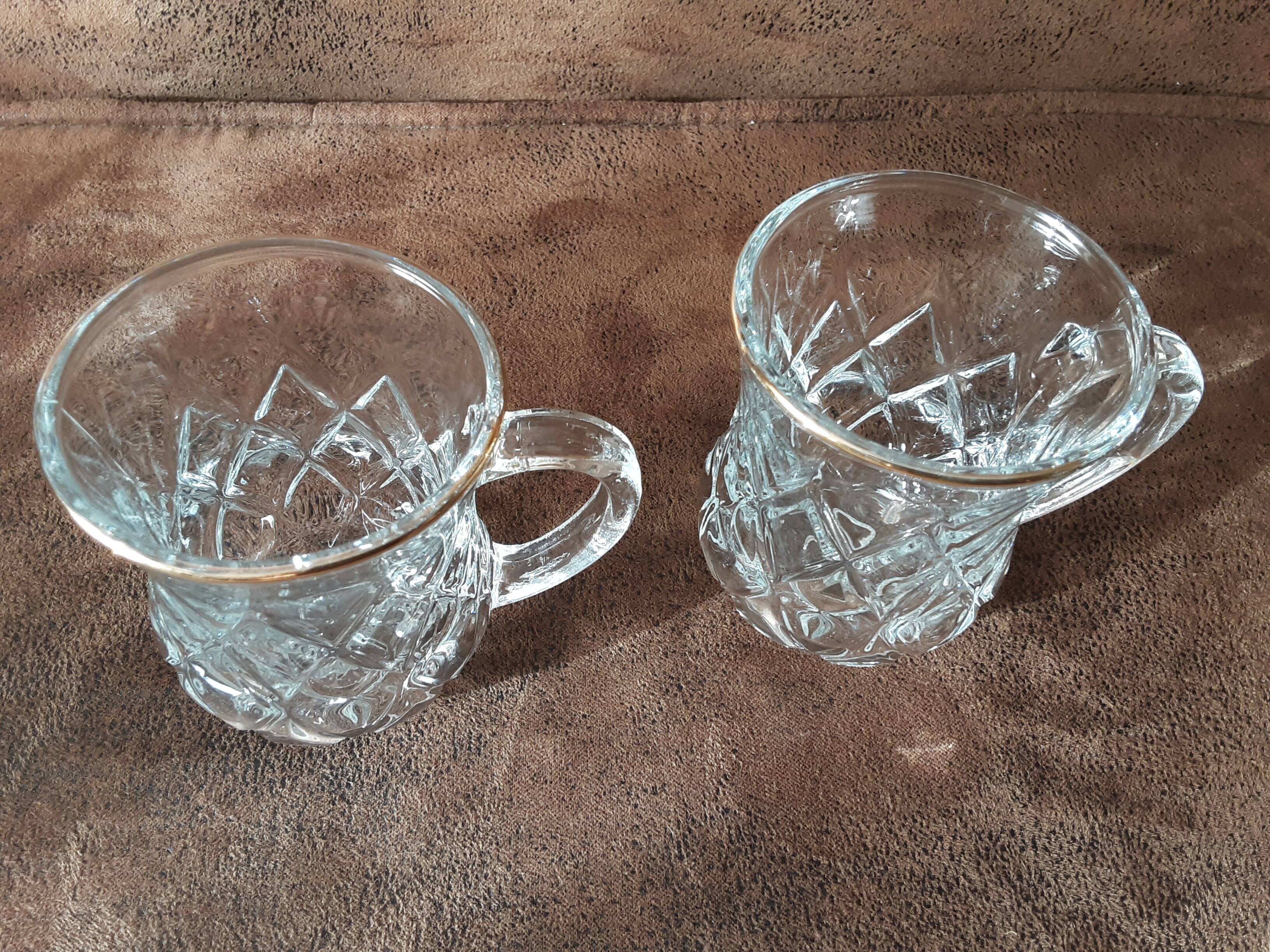 Set of 2 stylish glasses/cups
