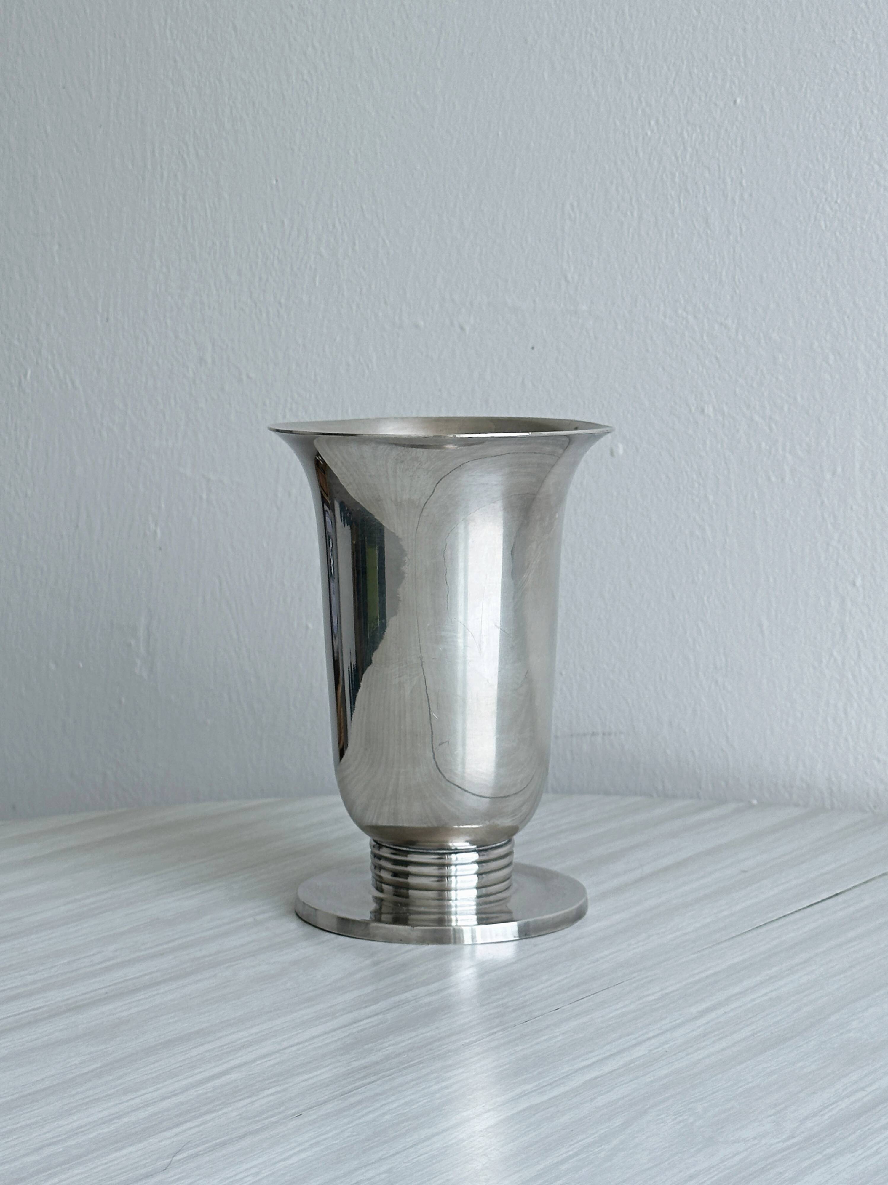 Silver-plated tulip vase
