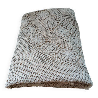Nappe ancienne en crochet fait main