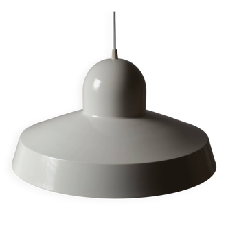 Suspension By Rydéns, Malin Lundmark, dôme blanc, diffuseur filaire, Suède