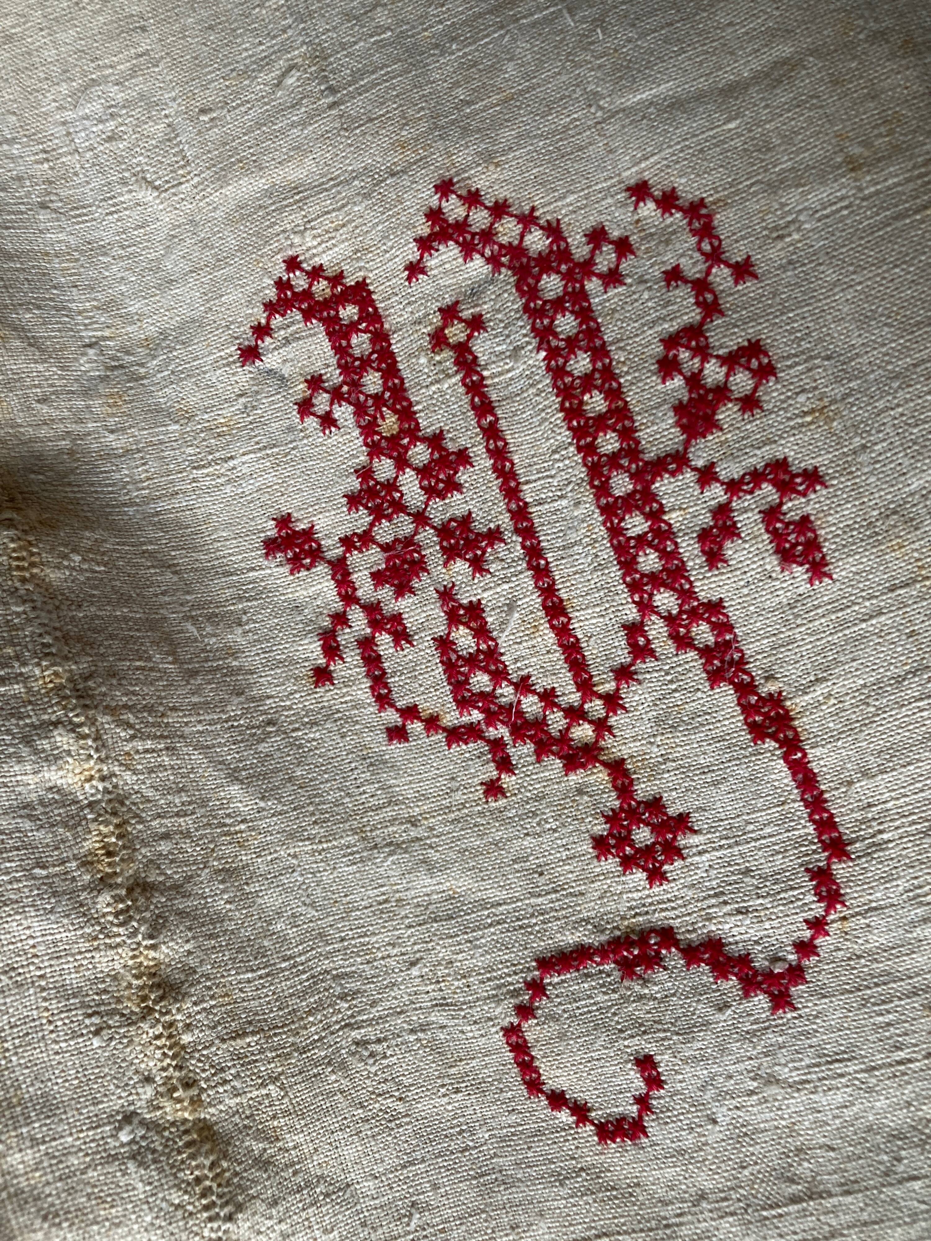 Nappe en toile de chanvre brut 19e brodée XXL