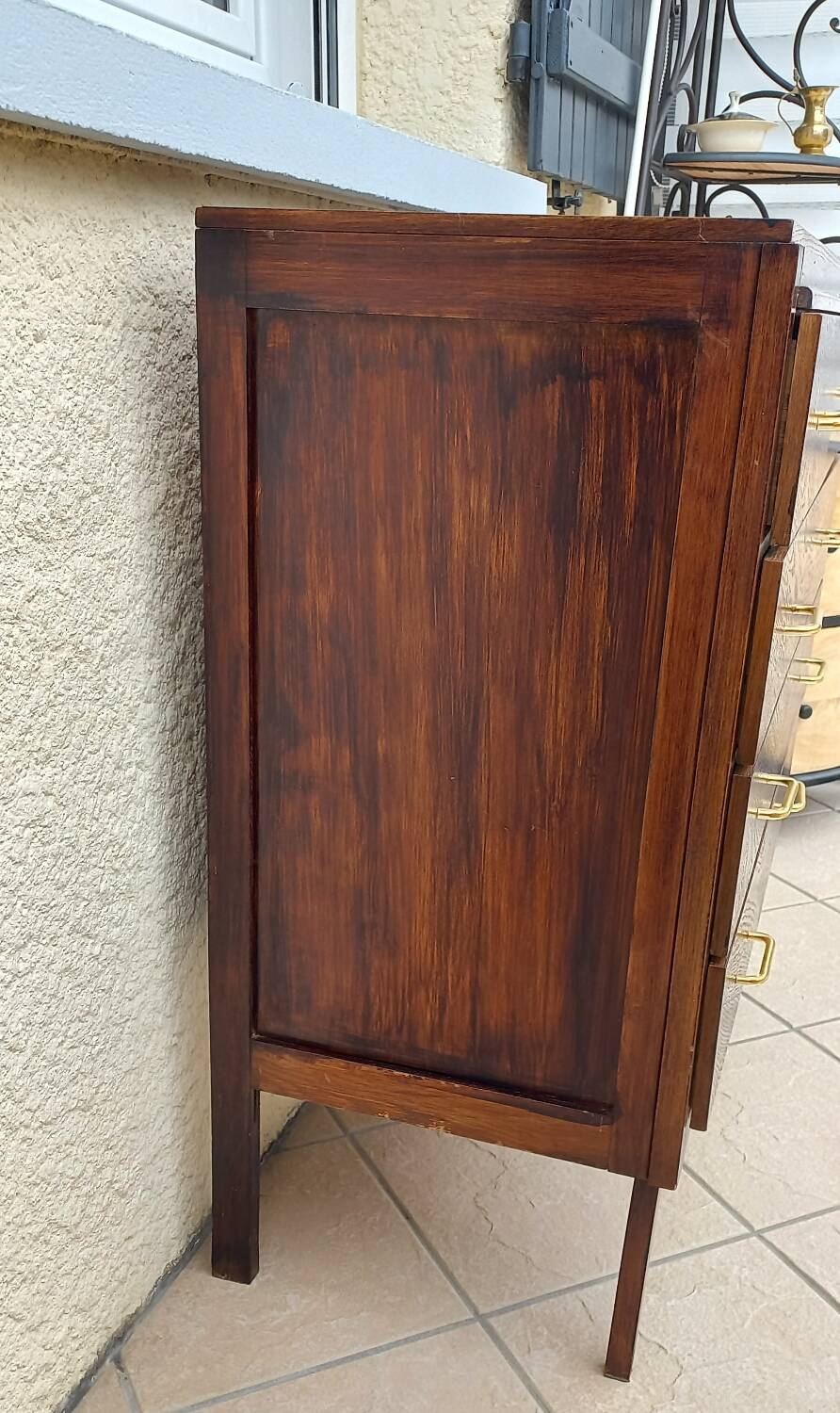 Vintage chest of drawers