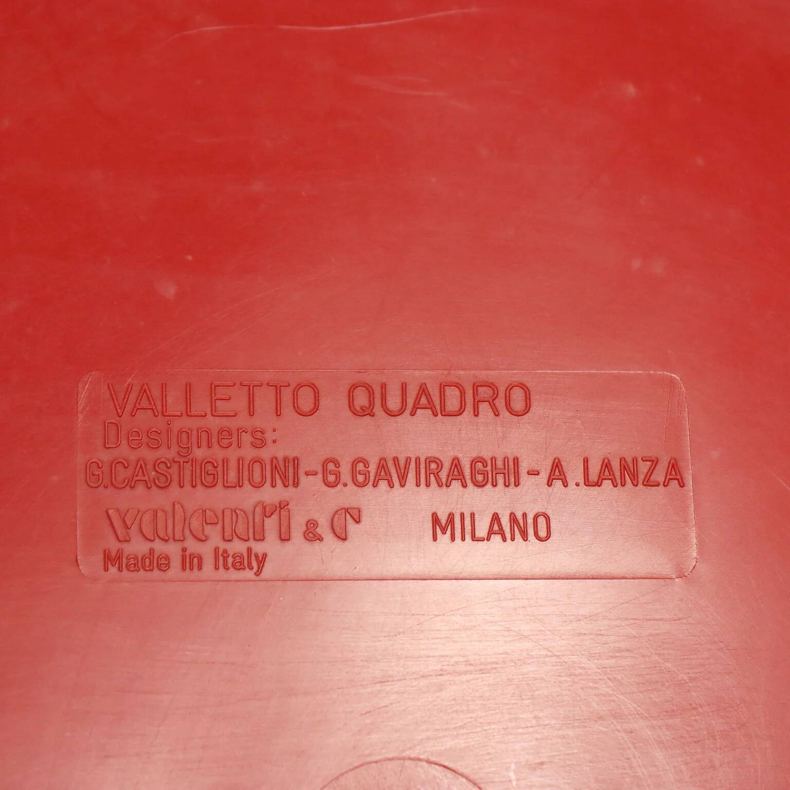 Meuble Valletto Quadro en plastique rouge