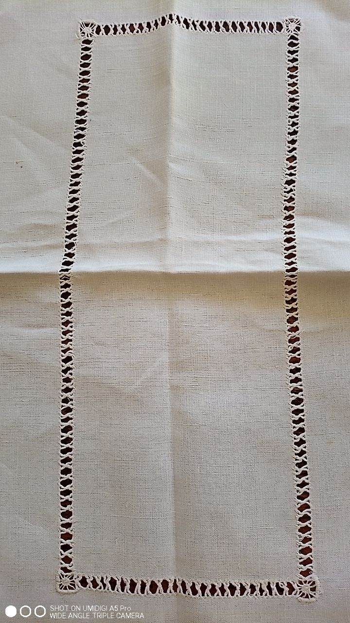 Old centerpiece - 44 x 67 cm