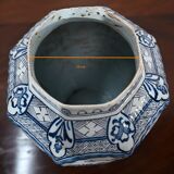 Delft earthenware vase - Early twentieth century