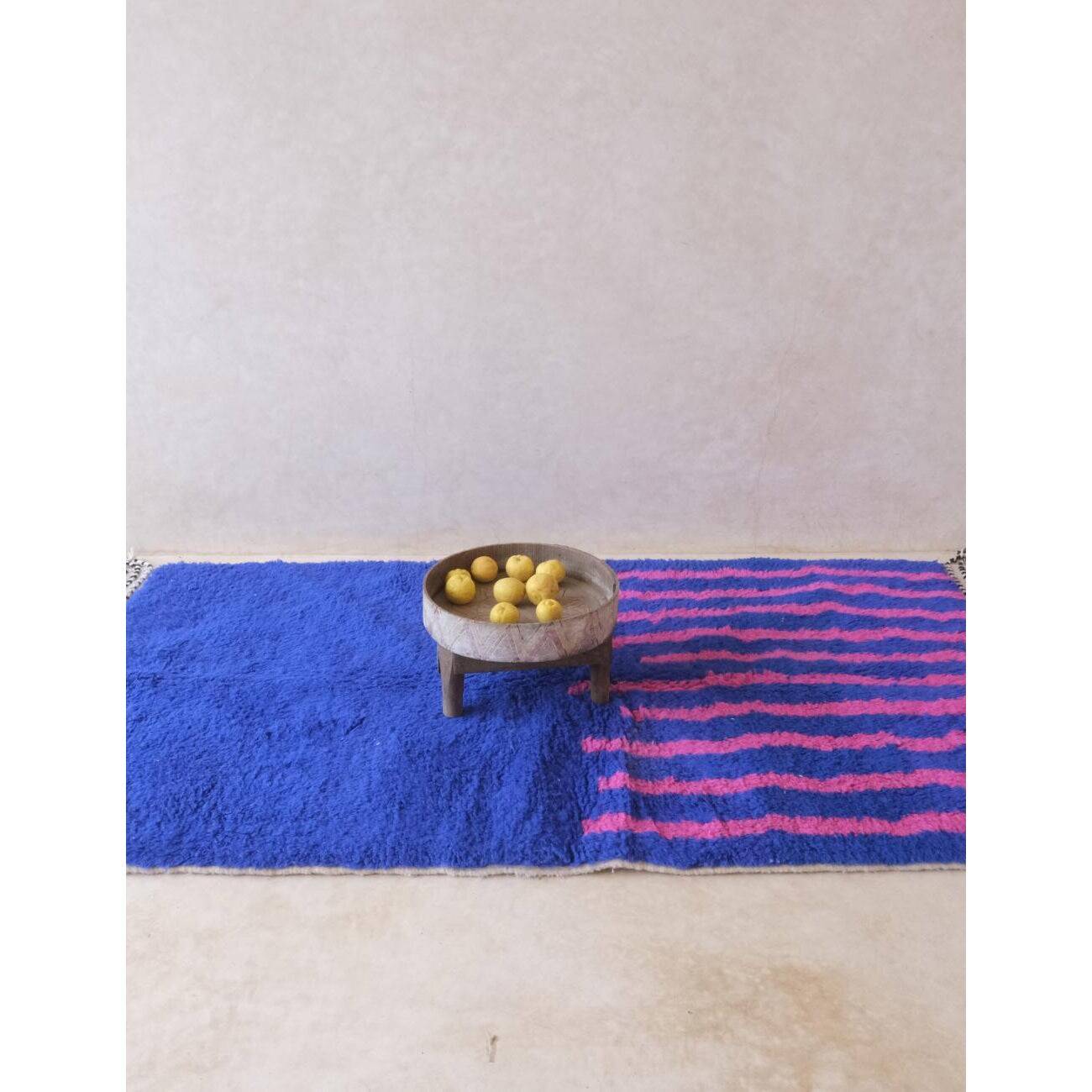Tapis berbère en laine bleu taille 200 x 300 cm