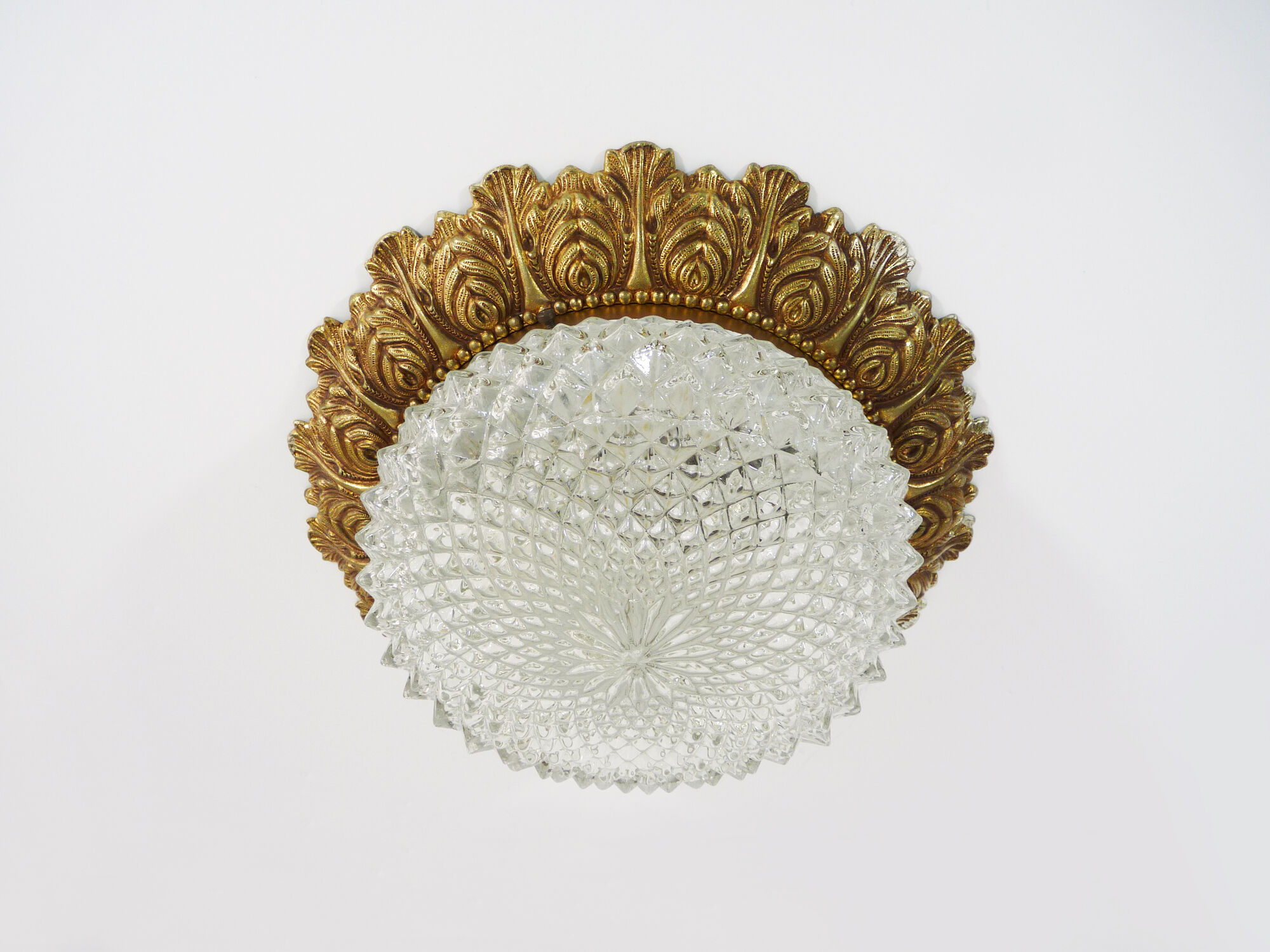Brass and gold metal ceiling and diamond chiseled glass globe, double lights. Year 80