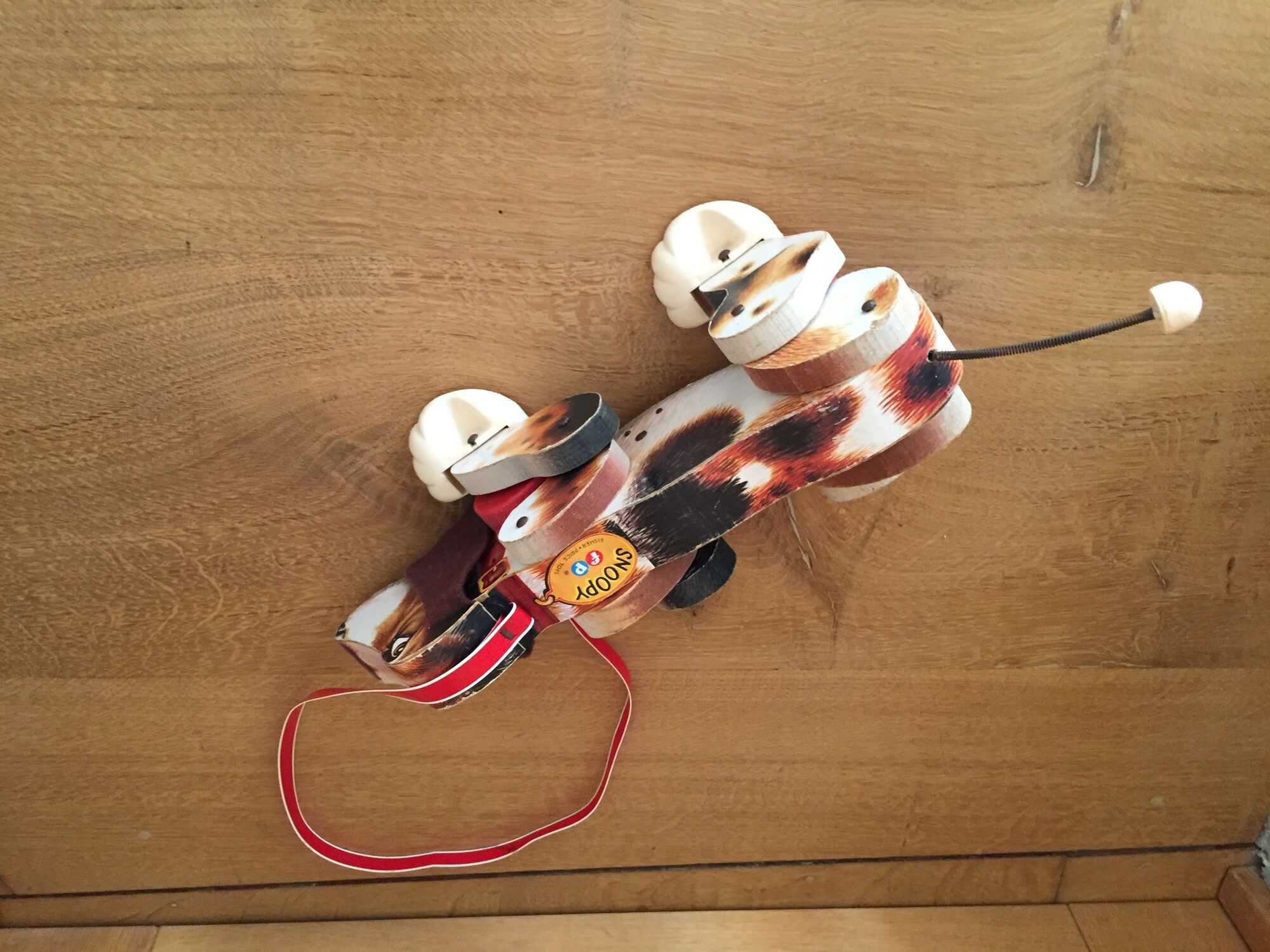 Snoopy Ficher Price wooden dog to shoot