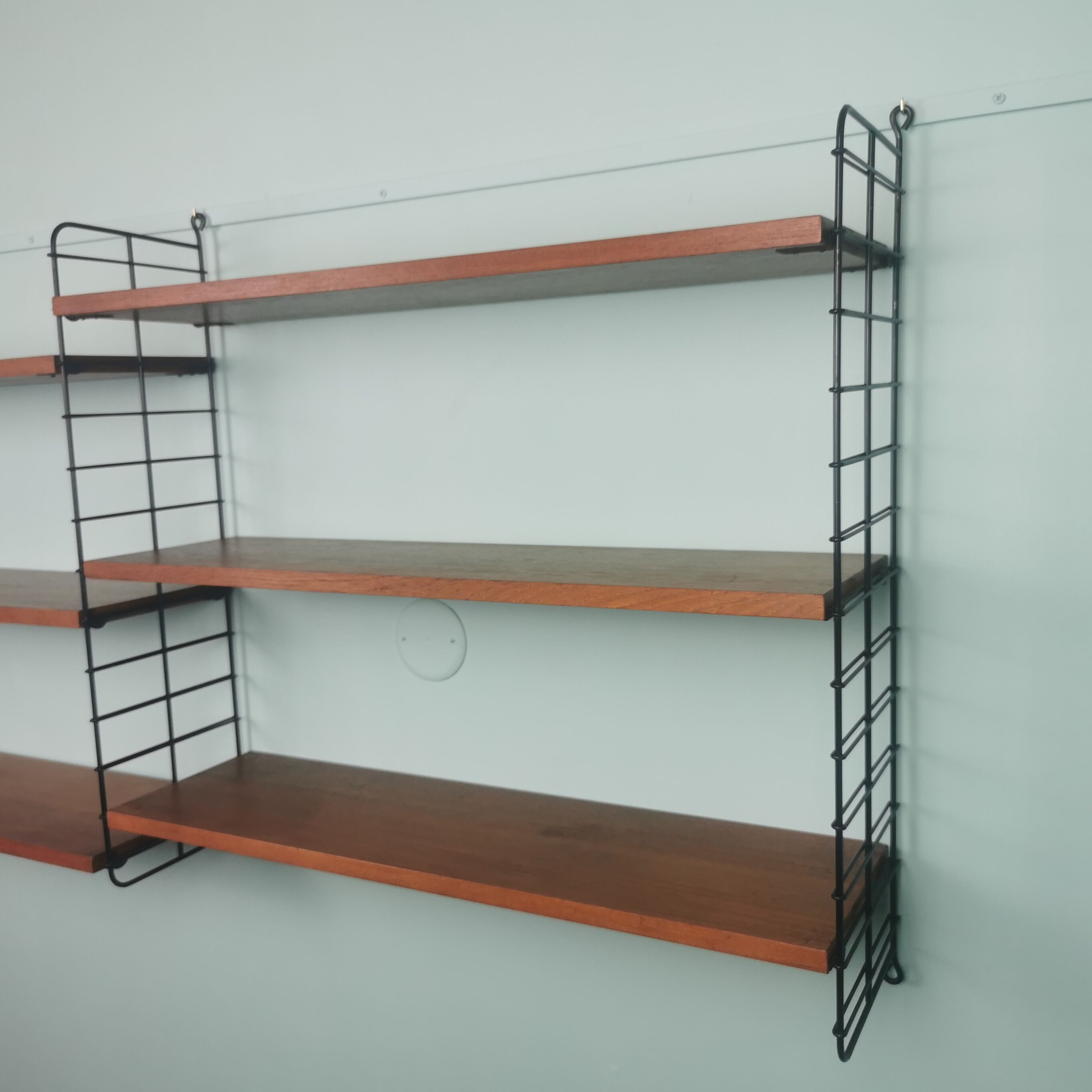 Modular shelf 60