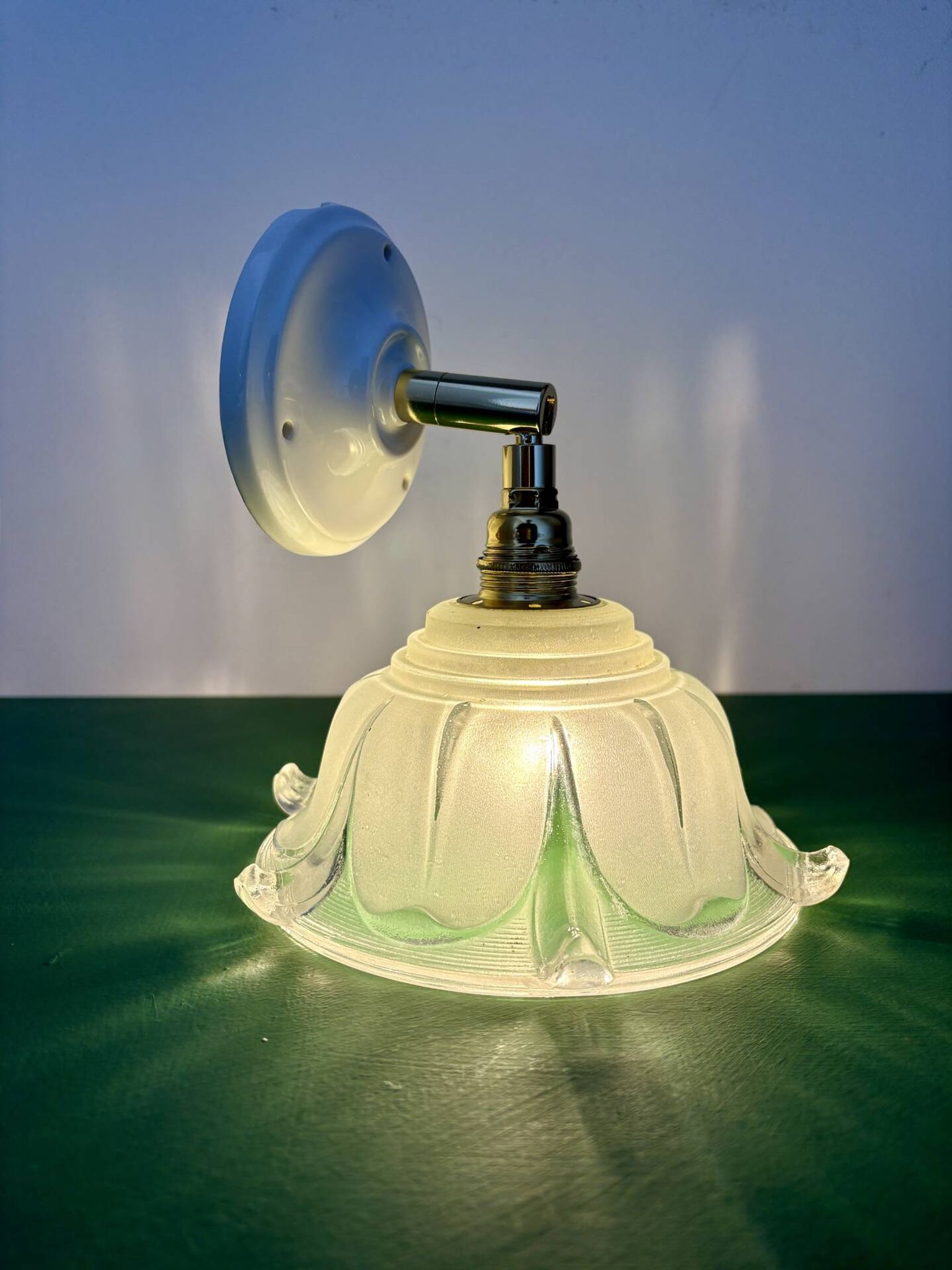 Vintage frosted glass lampshade wall light