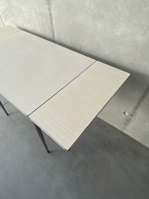 Table formica extensible