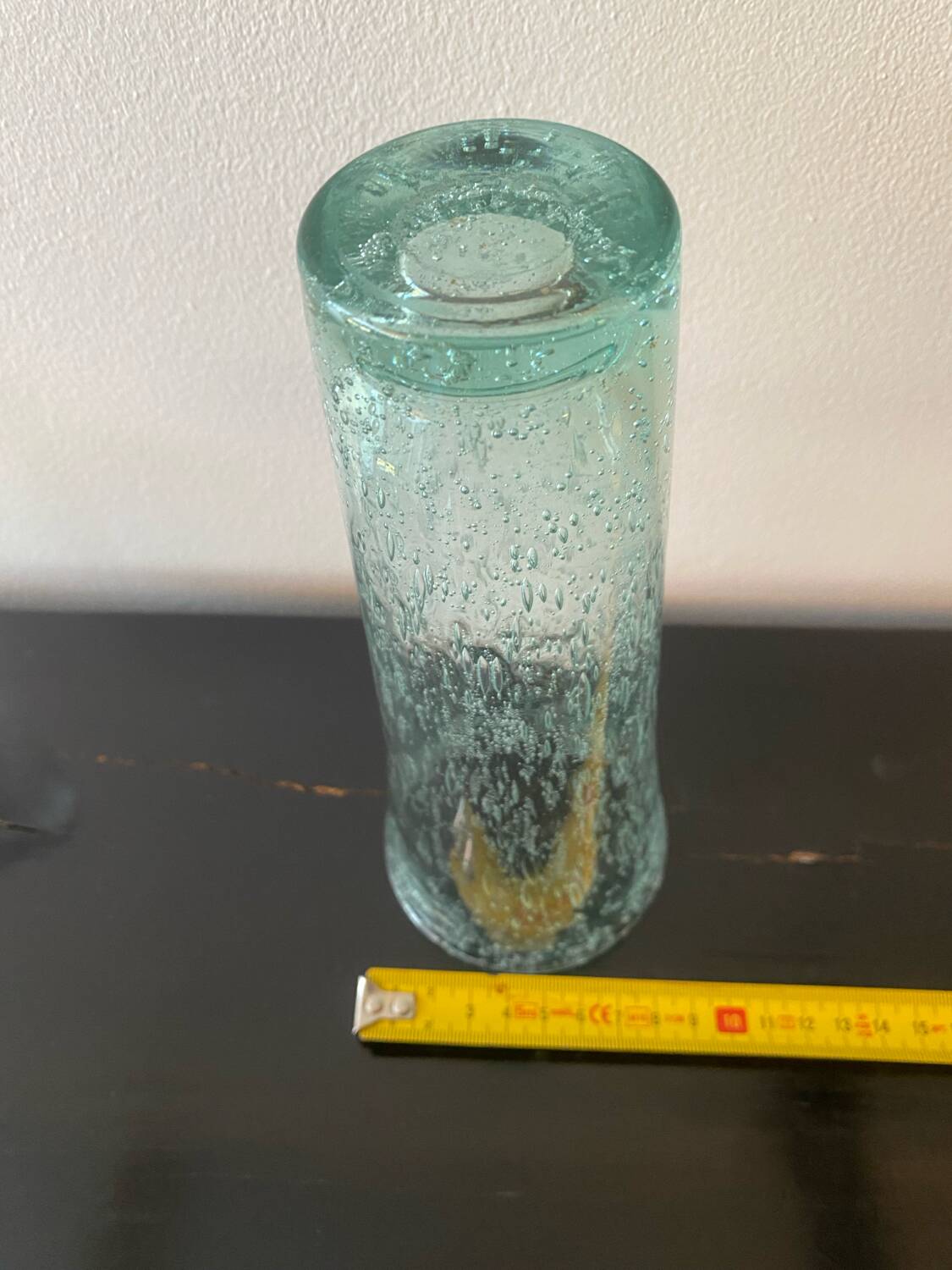 Vase signé de la verrerie de Biot couleur Vert d’Eau