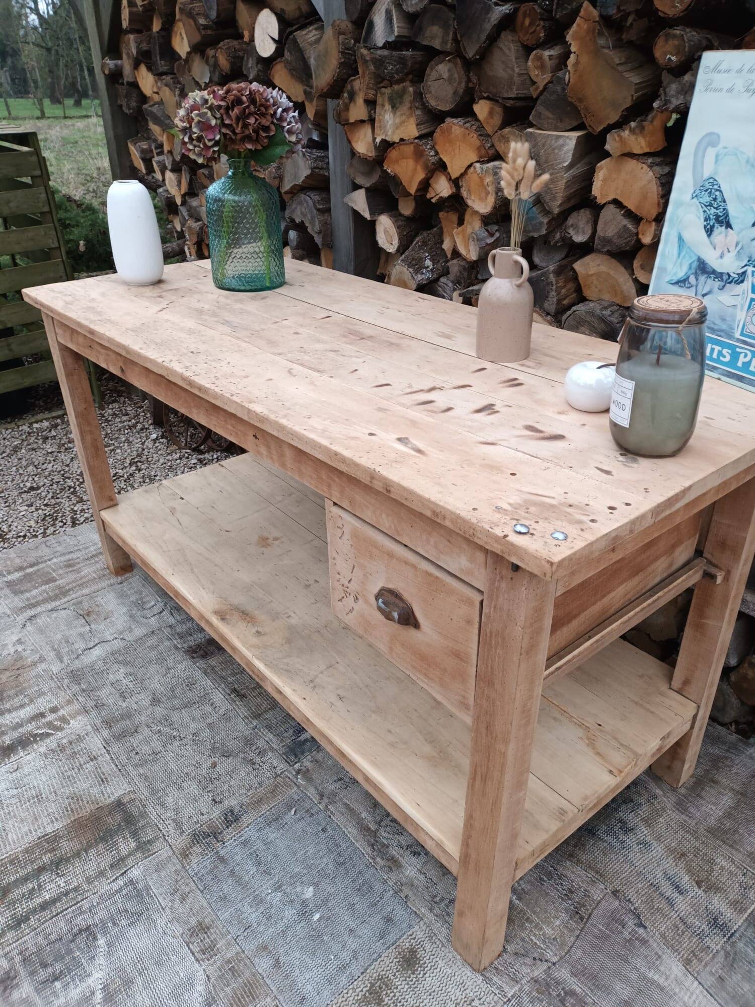 Carpenter's workbench