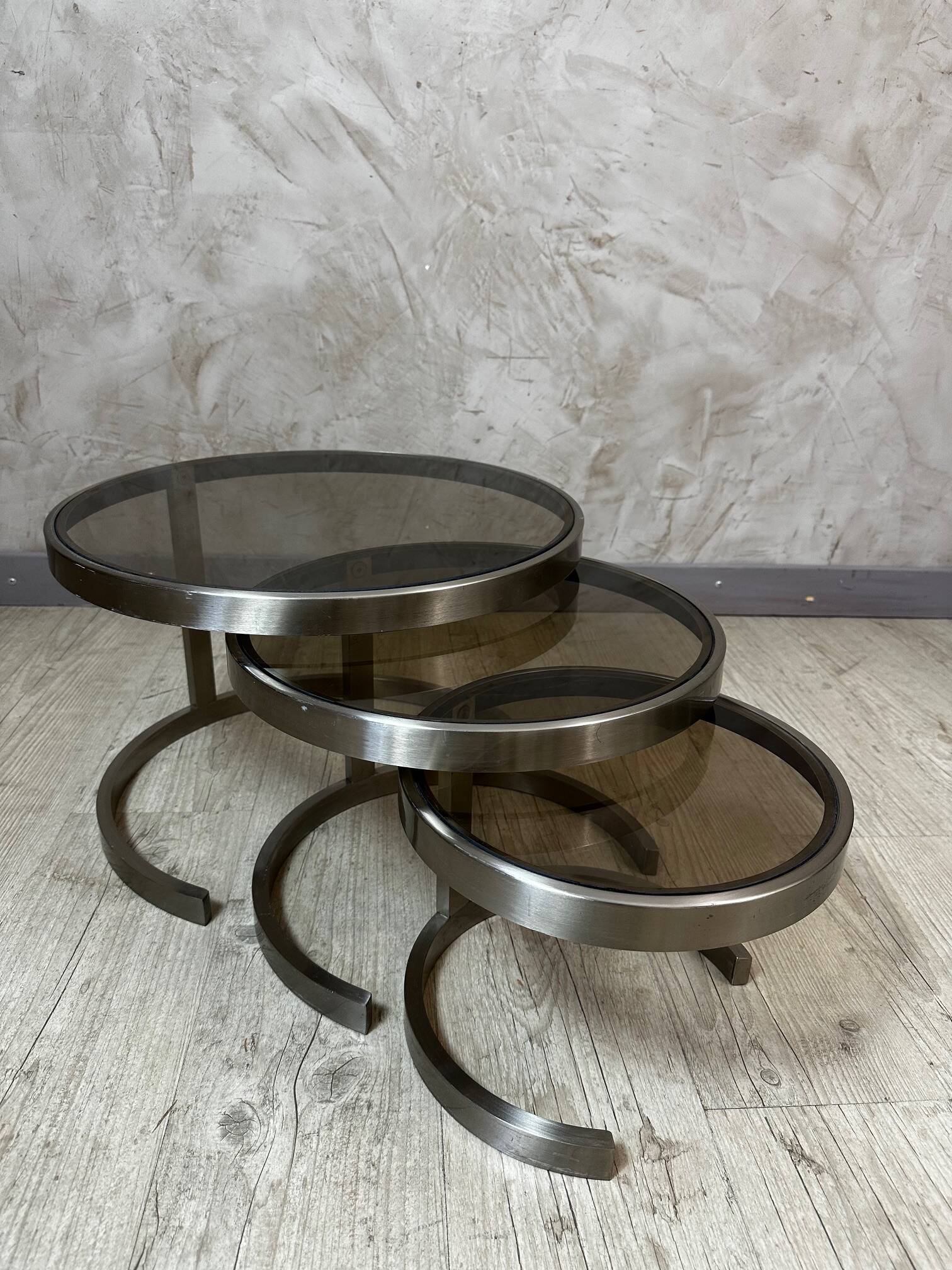 Vintage nesting tables