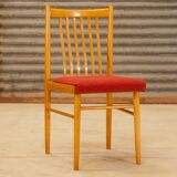 Set of 5 wooden chairs and red fabric